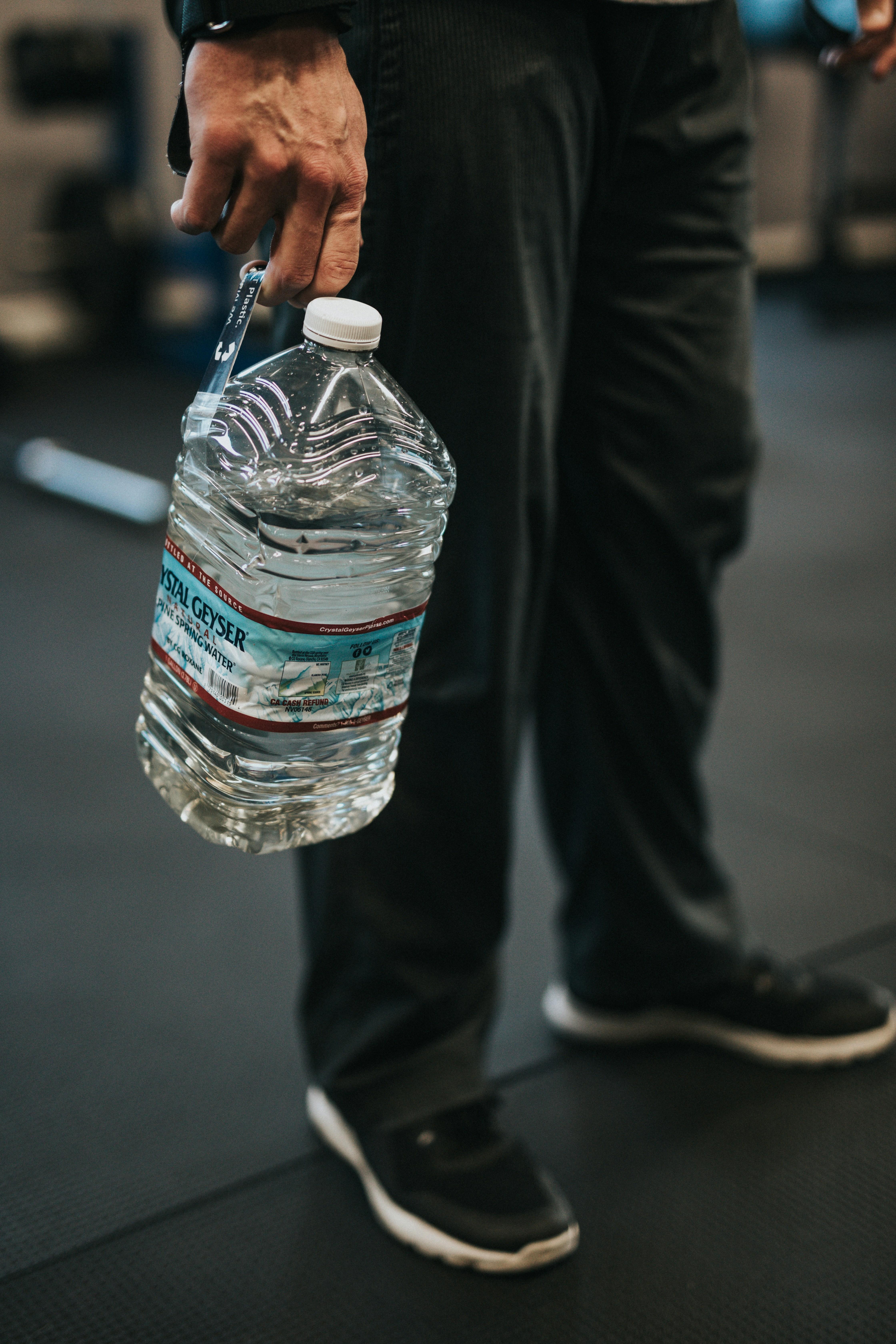 The Role of Hydration: Waters Impact on Digestive Wellness